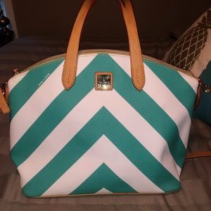 Dooney & Bourke purse